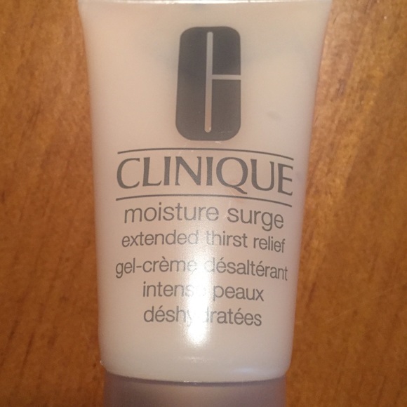 CLINIQUE Moisture Surge Extended Thirst Relief - Picture 3 of 7
